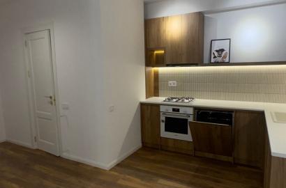 продается квартира с новым ремонтом 2-комнаты